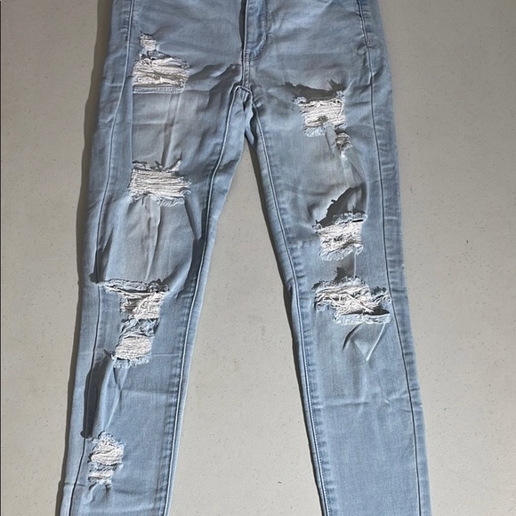 American Eagle Super Super Stretch Ripped Jeans - Picture 5 of 8